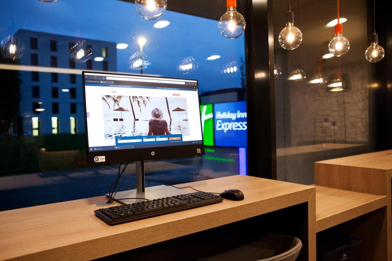 Holiday Inn Express - Lustenau Luaran gambar