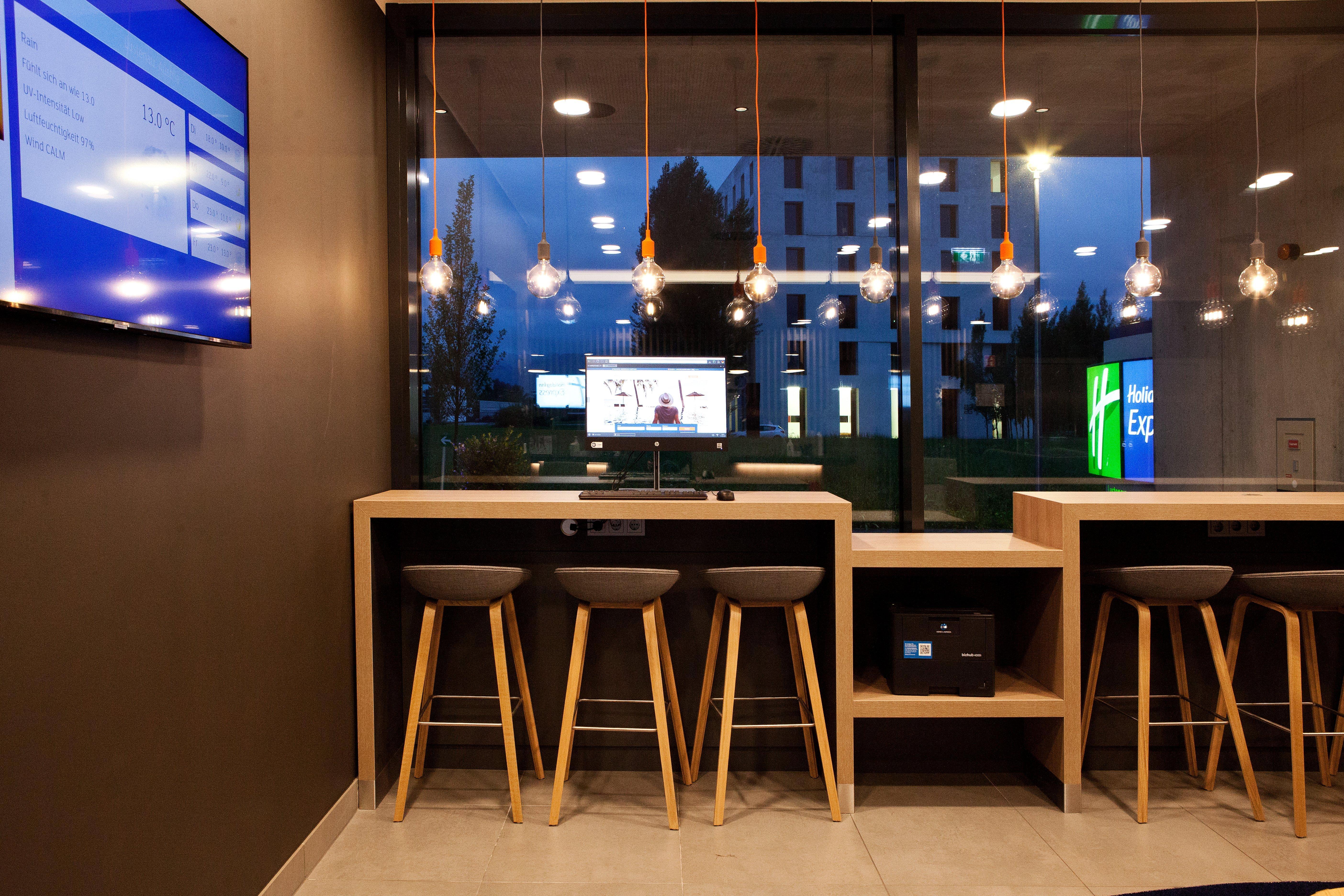 Holiday Inn Express - Lustenau Luaran gambar